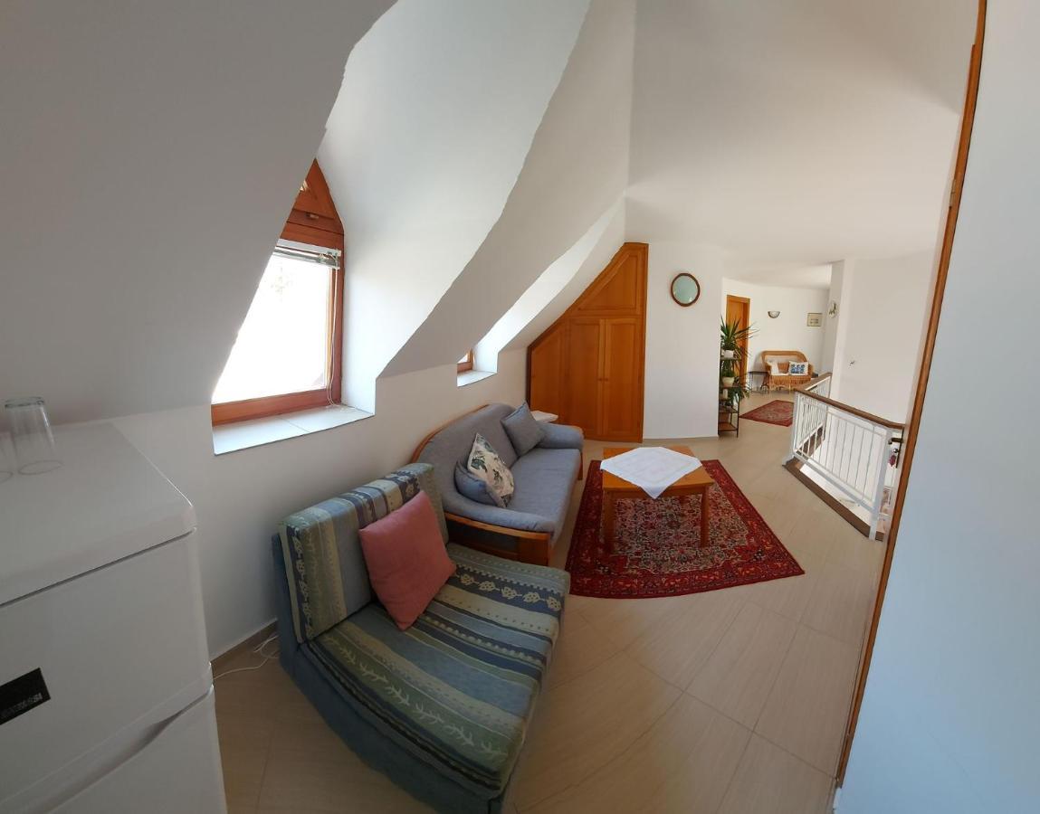 Emil Panzió Hotel Balatongyörök Kültér fotó